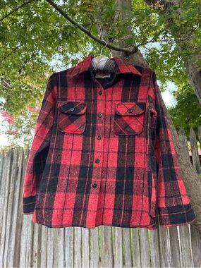 Vintage Red & Black Plaid Flannel Jacket